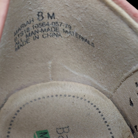 Baretraps Mariah Slip-On Flats Light Coral Women's Size 8 - Picture 7 of 7